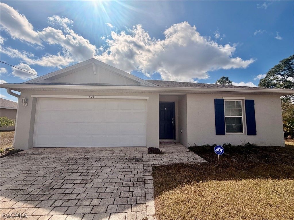 5013 Pinetree Cir, LABELLE