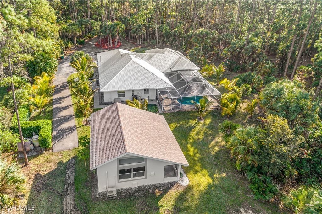5099 Tallowood Way, Naples