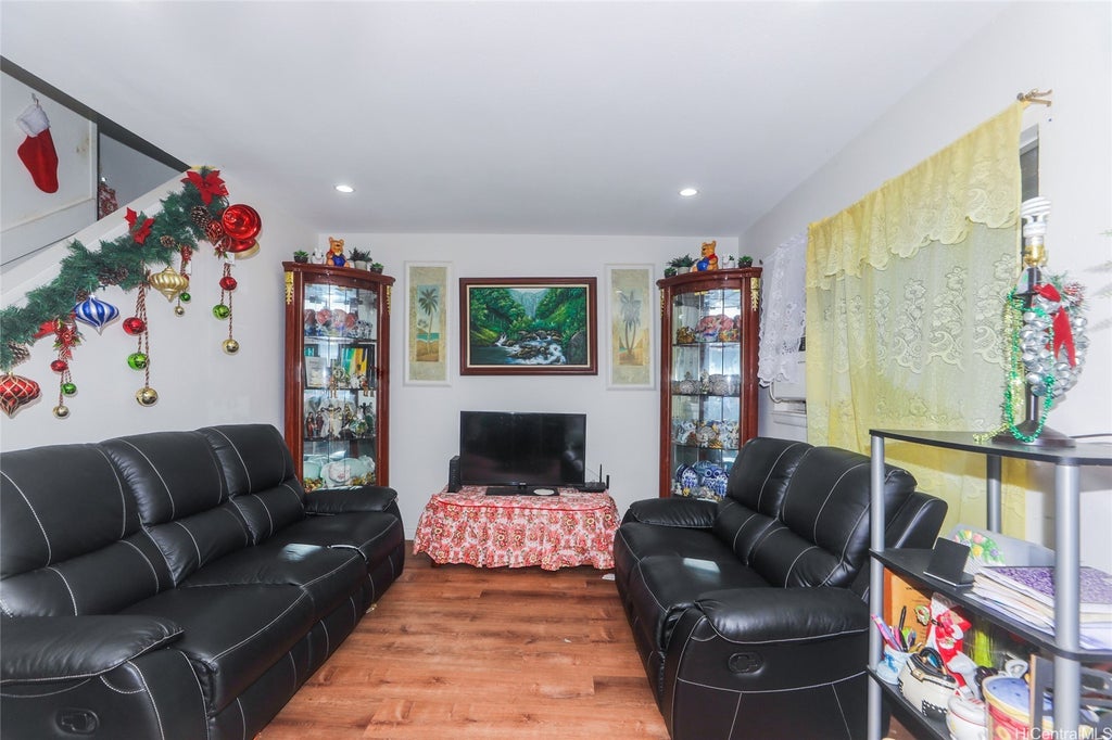 (unit #9) 91-627 Kilaha Street, Ewa Beach