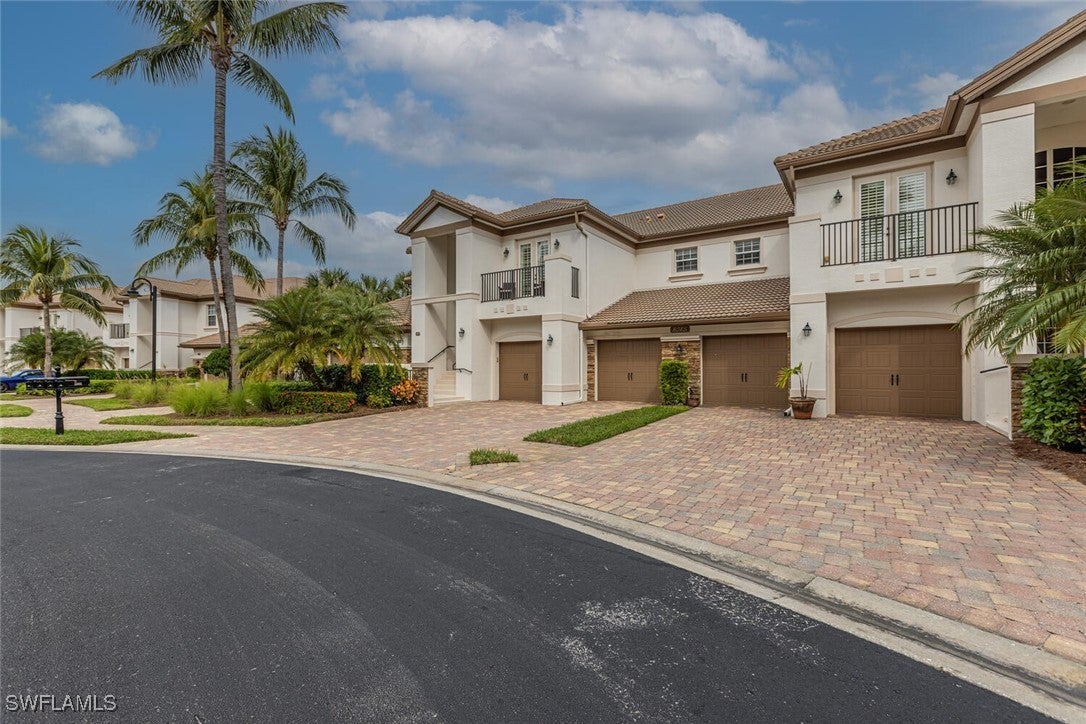 Photo of Listing #226001570