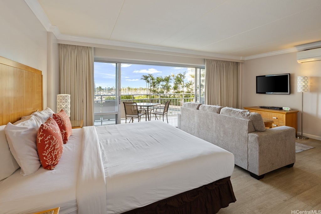 (unit #306) 1777 Ala Moana Boulevard, Honolulu