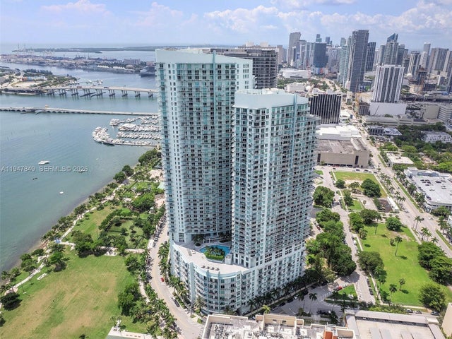 1900 N Bayshore Dr 603, Miami