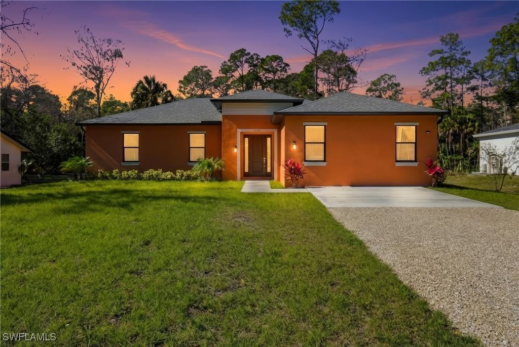 2167 Della Dr, Naples