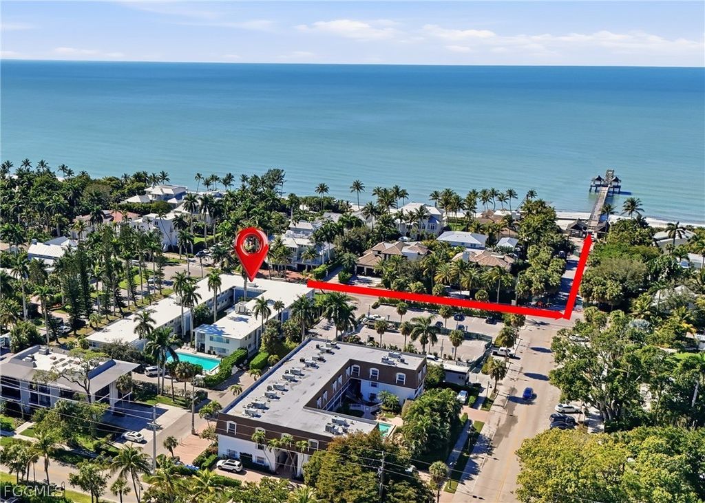 1295 Gulf Shore Blvd S 134, NAPLES