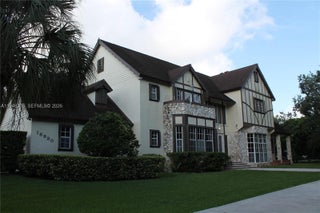 Photo of Listing #A11948276