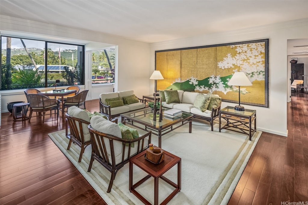 (unit #101) 4999 Kahala Avenue, Honolulu