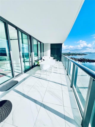 Photo of Listing #A11948509