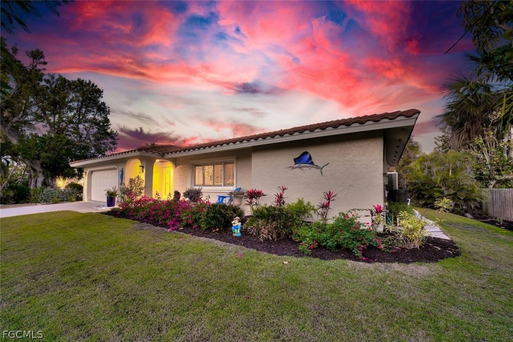 1056 S Yachtsman Dr, Sanibel