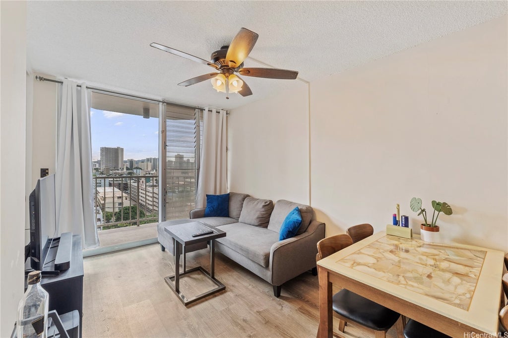 (unit #903) 1535 Pensacola Street, Honolulu