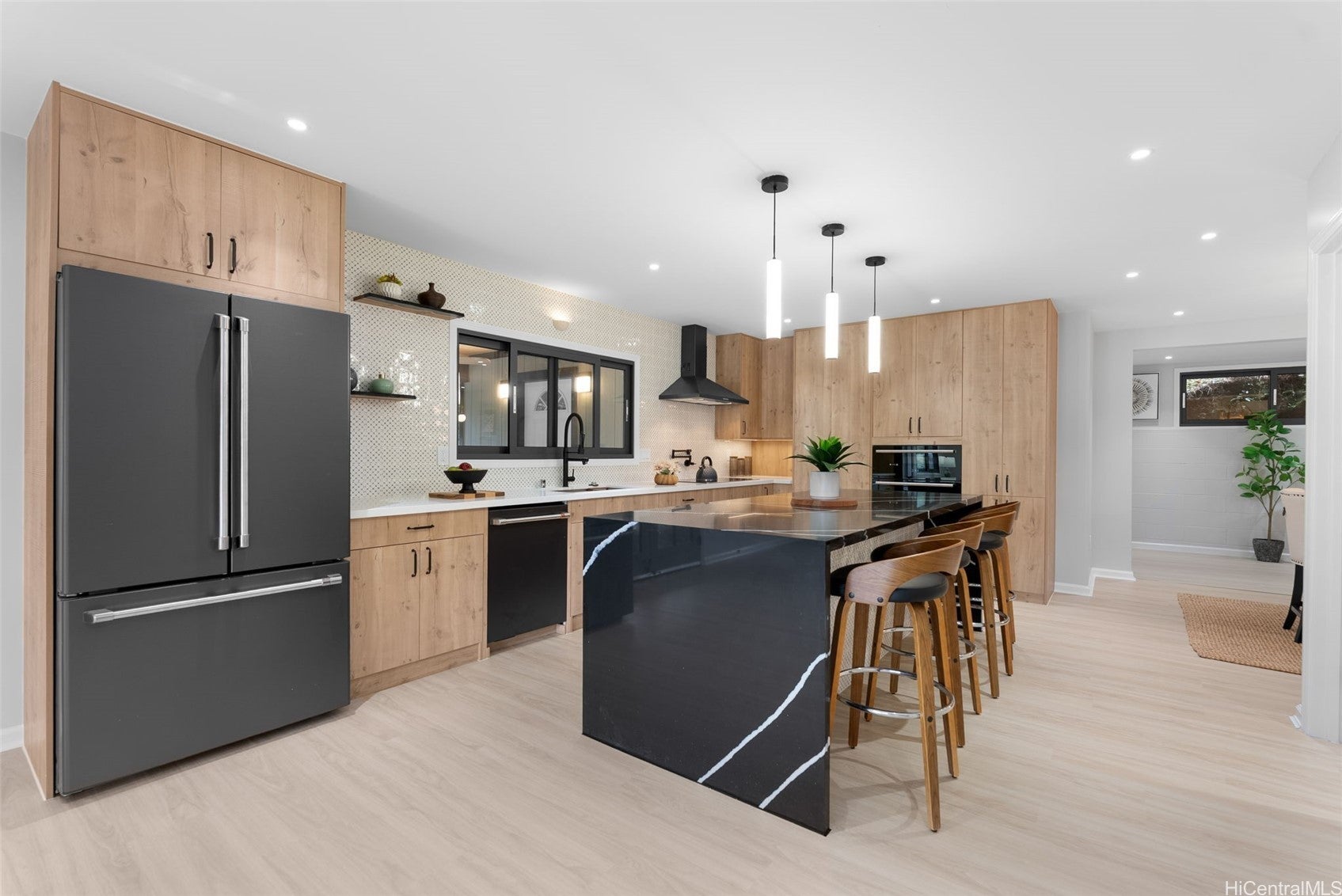 Photo of Listing #202601291