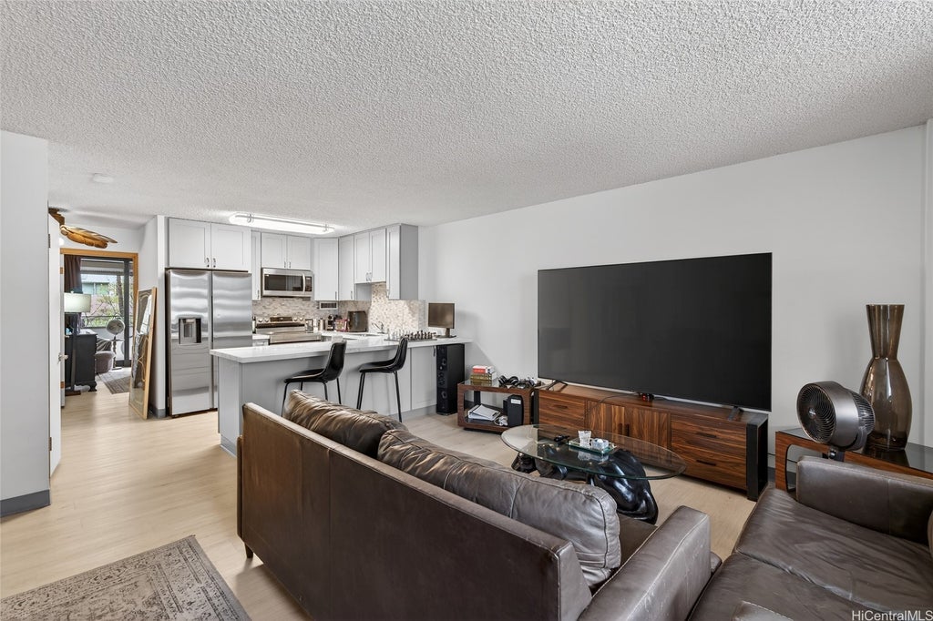 (unit #407a) 1720 Ala Moana Boulevard, Honolulu