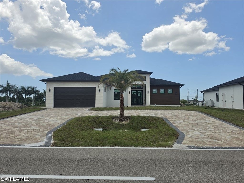2006 Nelson Rd N, Cape Coral