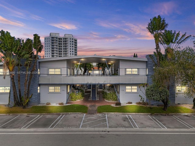 2 of 51 - 9725 Bay Harbor Ter 24, Bay Harbor Islands, FL