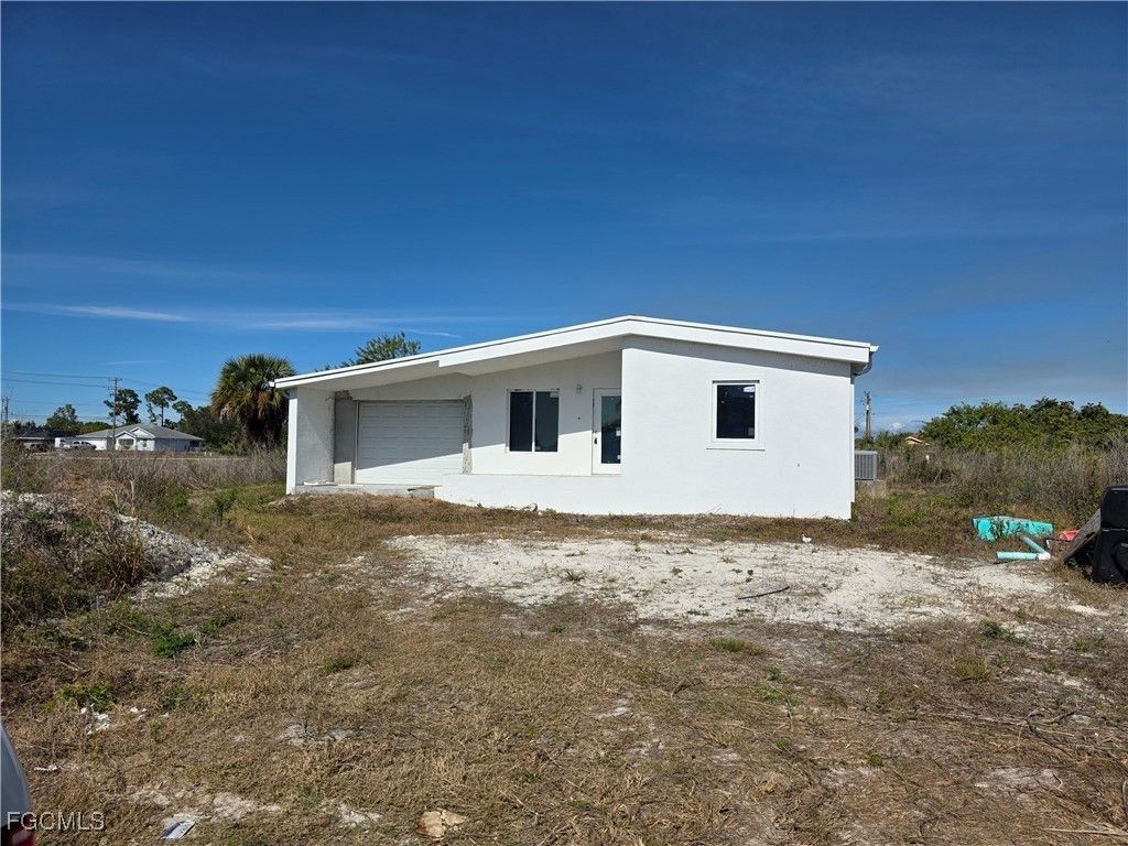 3030 39th St Sw, Lehigh Acres