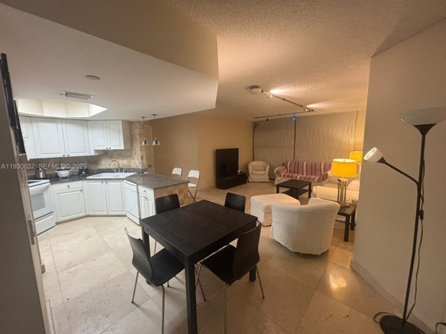 8911 Collins Ave 303, Surfside