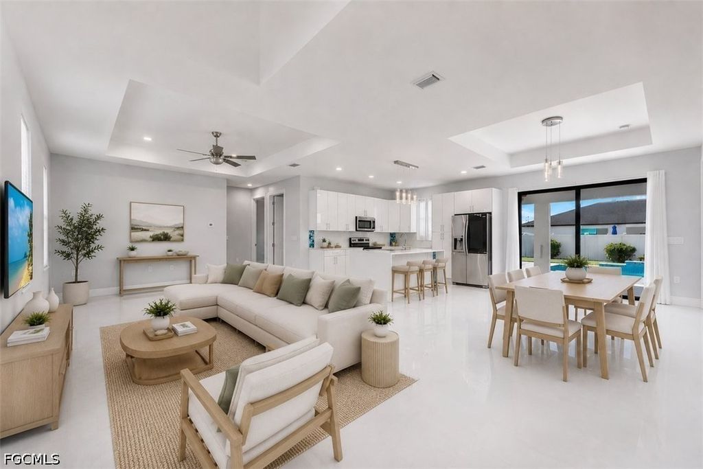 1114 Ne 7th Ave, Cape Coral