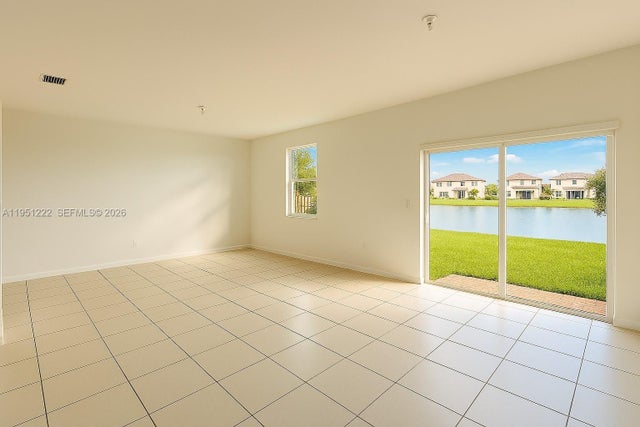 12727 Nw 23rd Pl, Miami