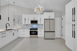 Photo of Listing #A11950077