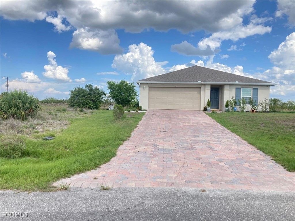 142 Plantation Dr, LABELLE