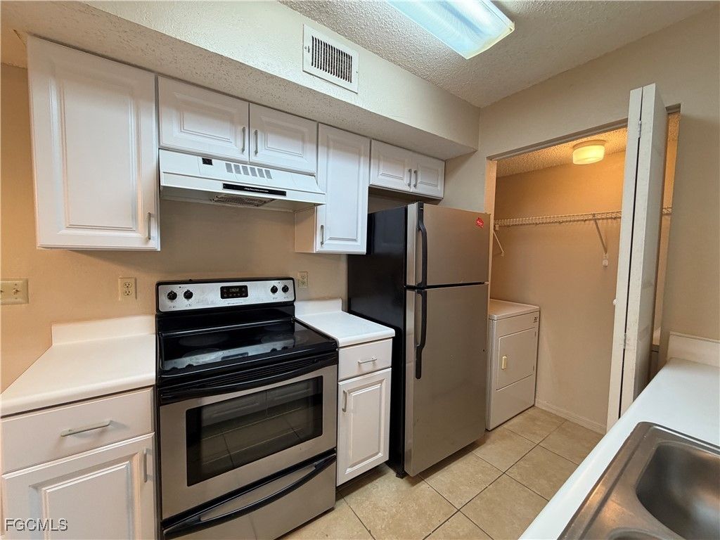 12561 Equestrian Cir 804, Fort Myers