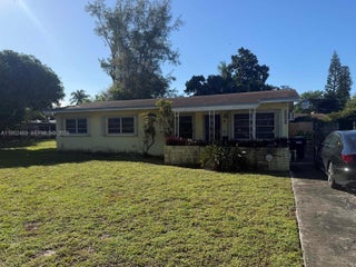 Photo of Listing #A11952463