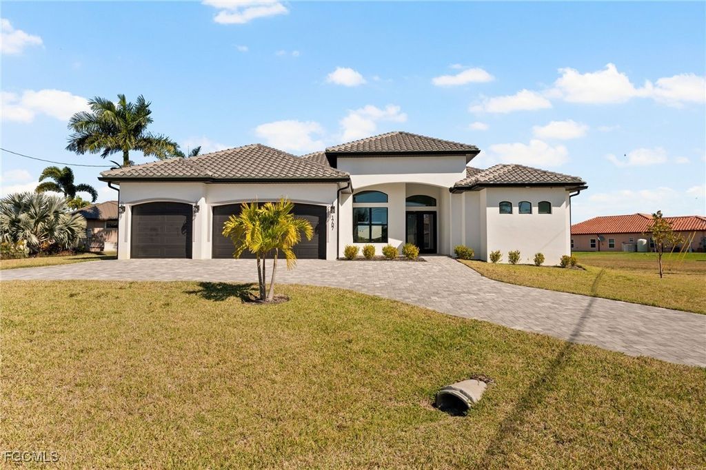 1707 Nw 34th Ave, CAPE CORAL
