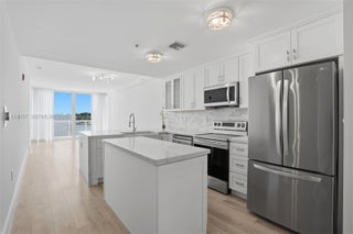 Photo of Listing #A11939657