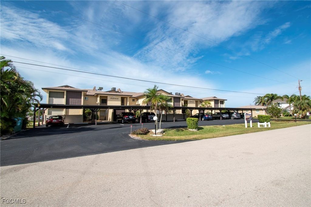 3612 Se 12th Ave 1, Cape Coral