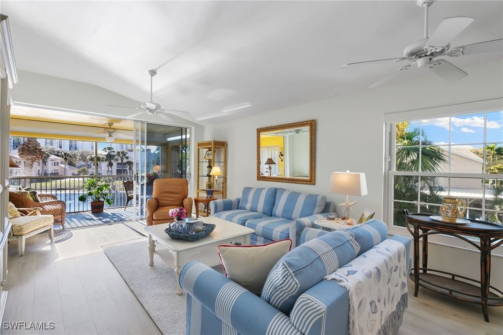 768 Wiggins Lake Dr 202, Naples
