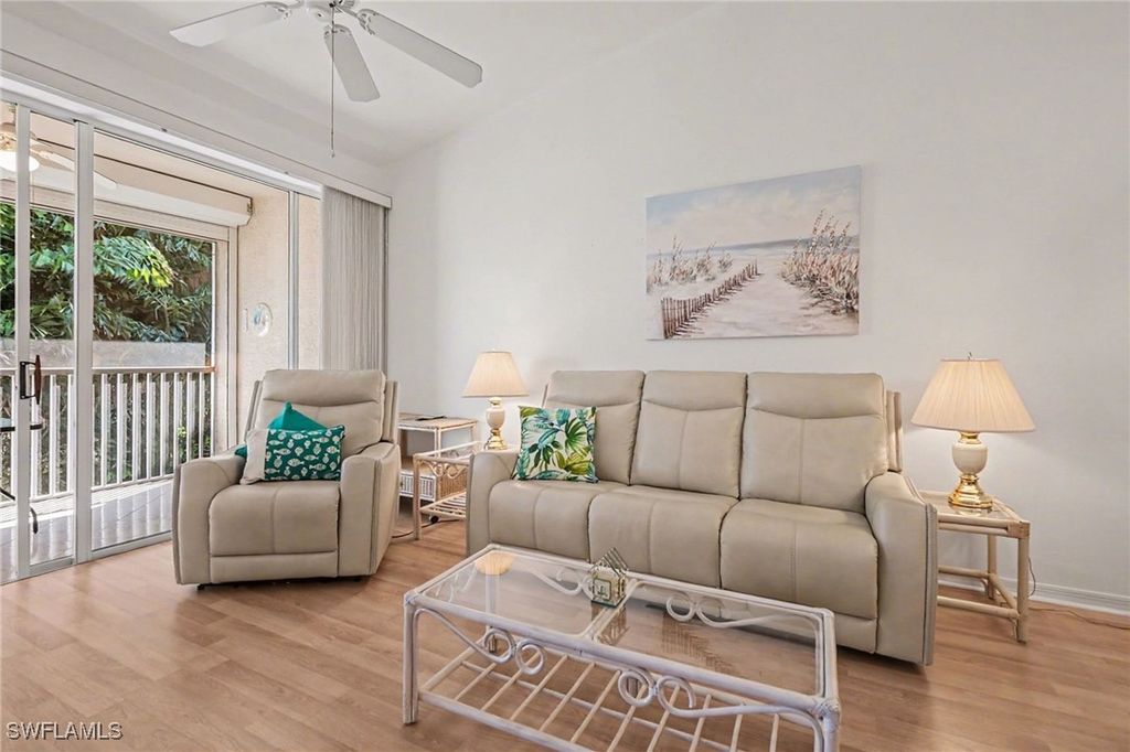 326 Bradstrom Cir 201f, Naples