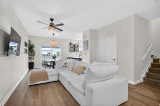 Photo of Listing #A11952882