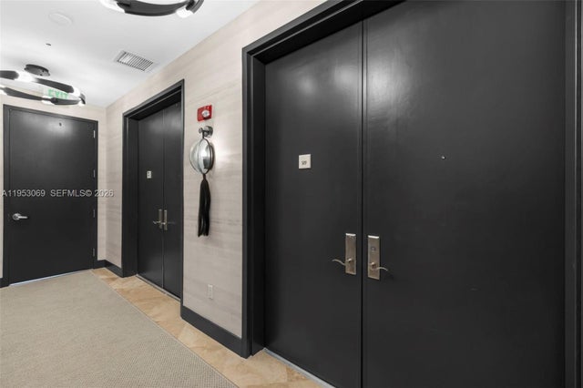 4 of 34 - 100 S Pointe Dr 510, Miami Beach, FL