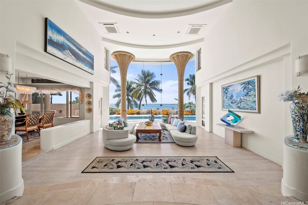 7017 Kalanianaole Highway, Honolulu