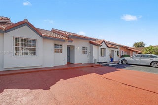 Photo of Listing #A11954345