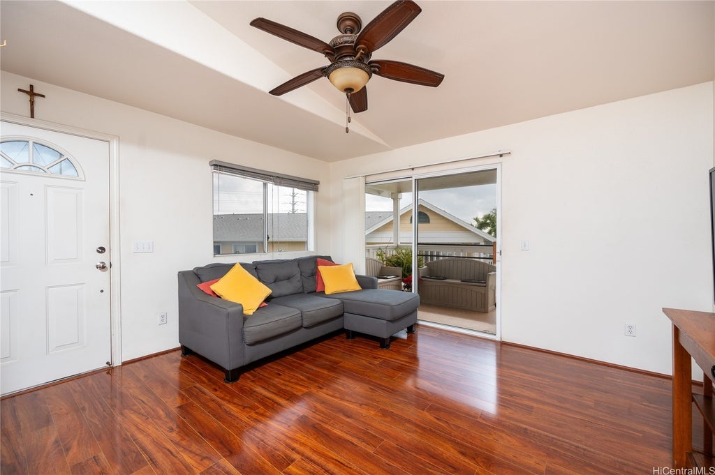 (unit #j202) 94-510 Lumiaina Street, Waipahu