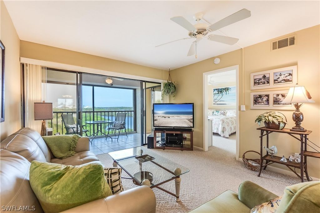21420 Bay Village Dr 216, Fort Myers Beach