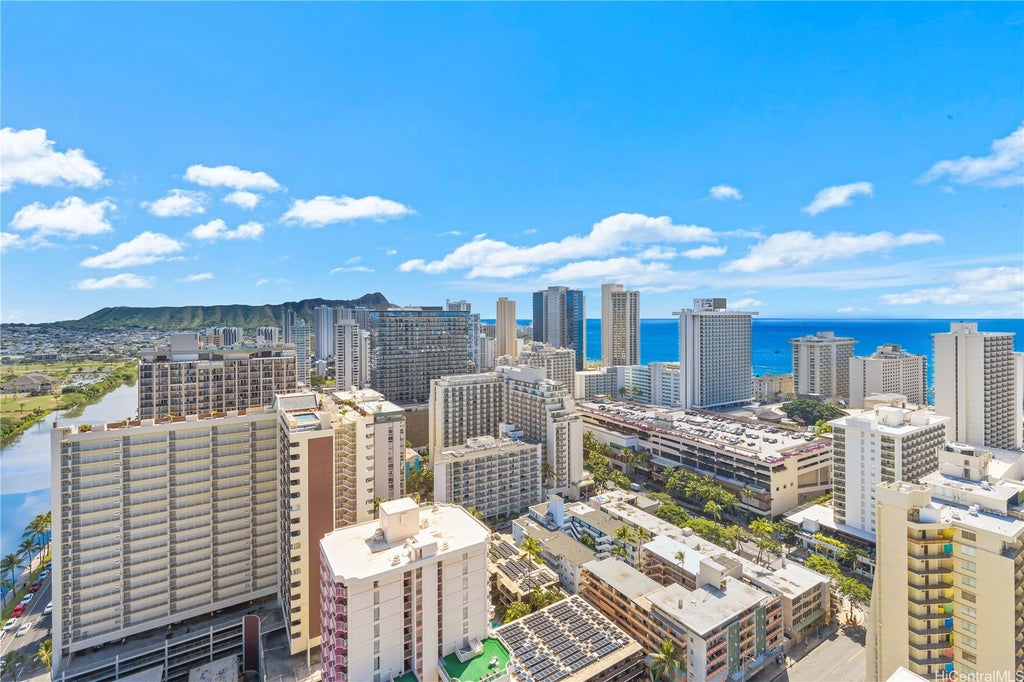 (unit #3511) 445 Seaside Avenue, Honolulu
