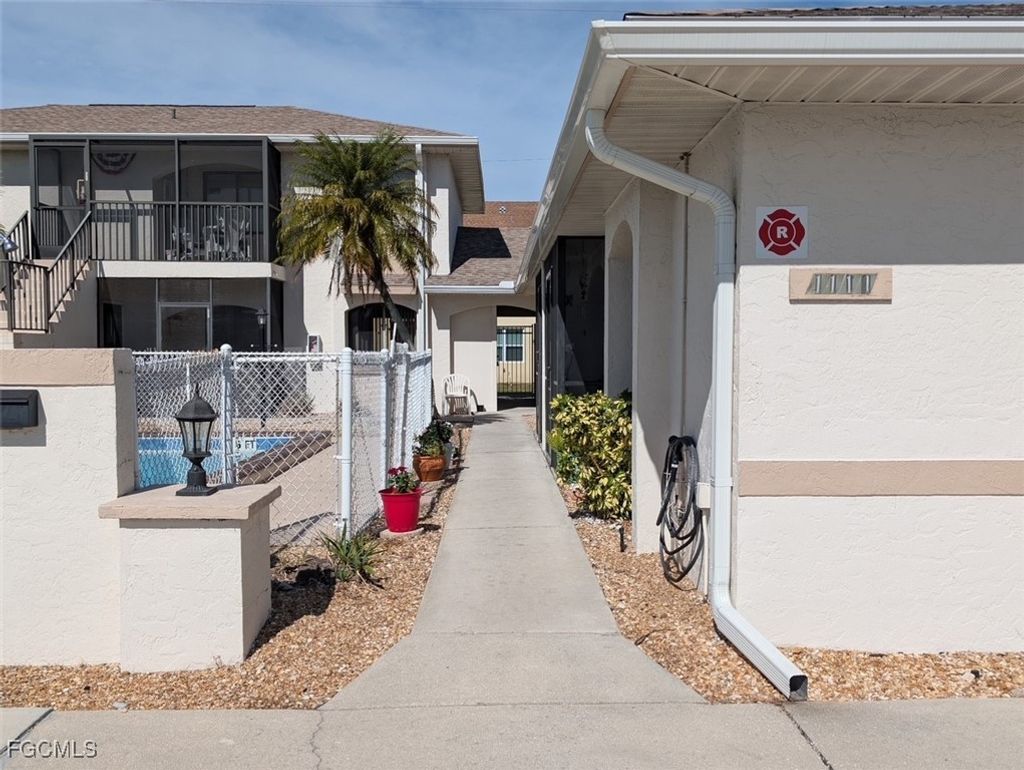 1111 Cape Coral Pkwy W 106, Cape Coral