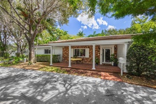 Photo of Listing #A11955640