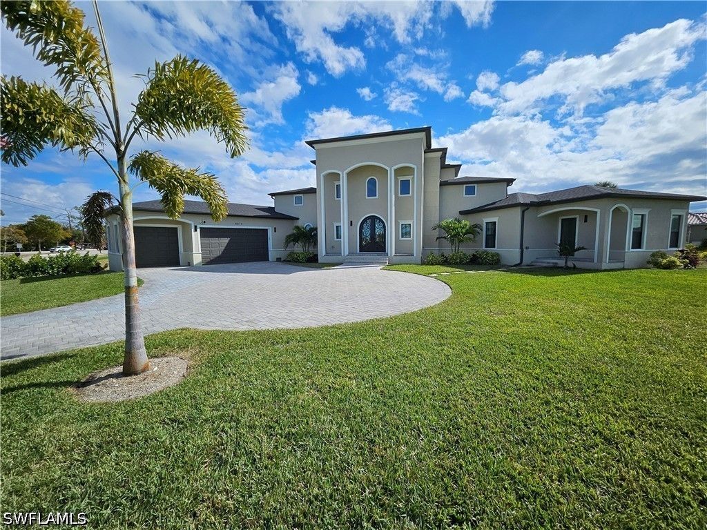 4014 Jacaranda Pkwy W, Cape Coral