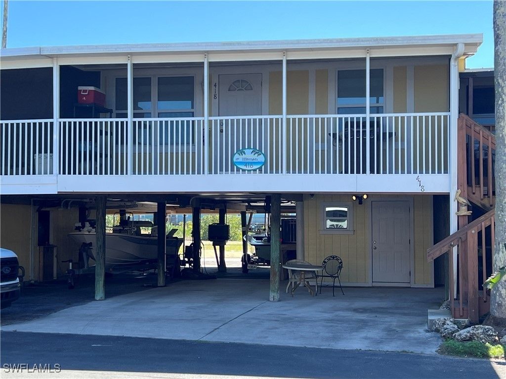 202 Broadway Ave E 418, Everglades City