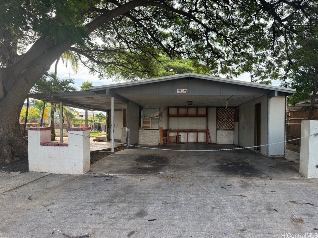86-907 Ihuku Street, Waianae