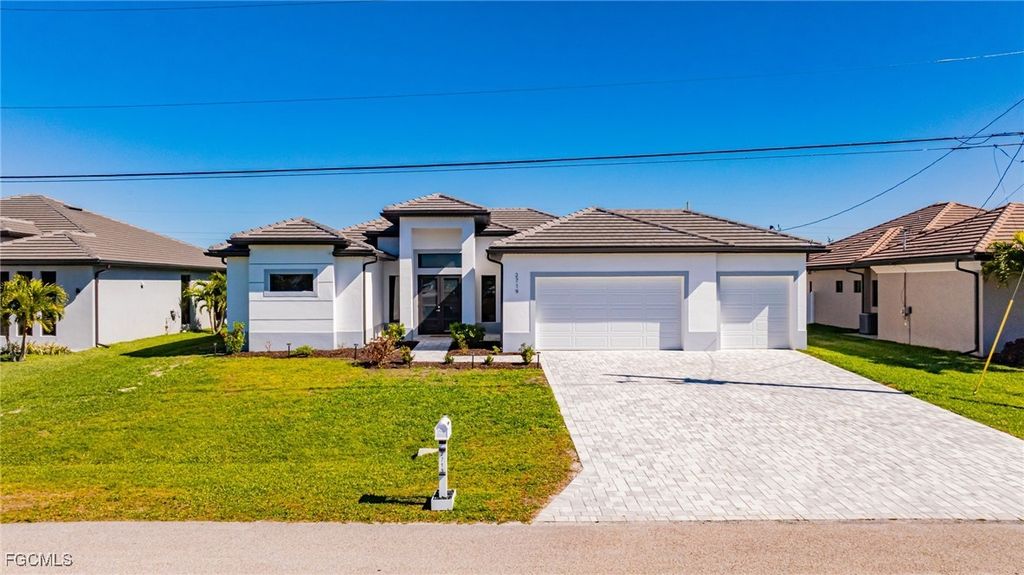 2719 Sw 21st Ave, CAPE CORAL