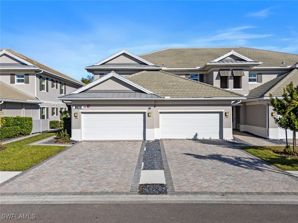196 Indies Dr E 101, Naples