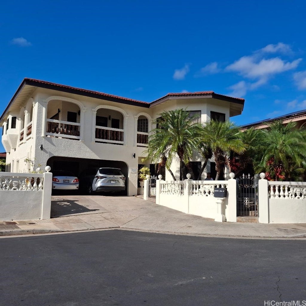 94-584 Apii Place, Waipahu