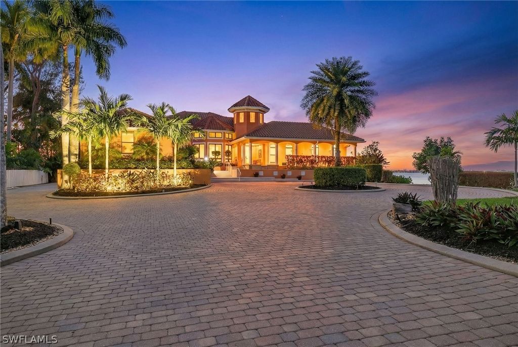 2600 Mcgregor Blvd, Fort Myers