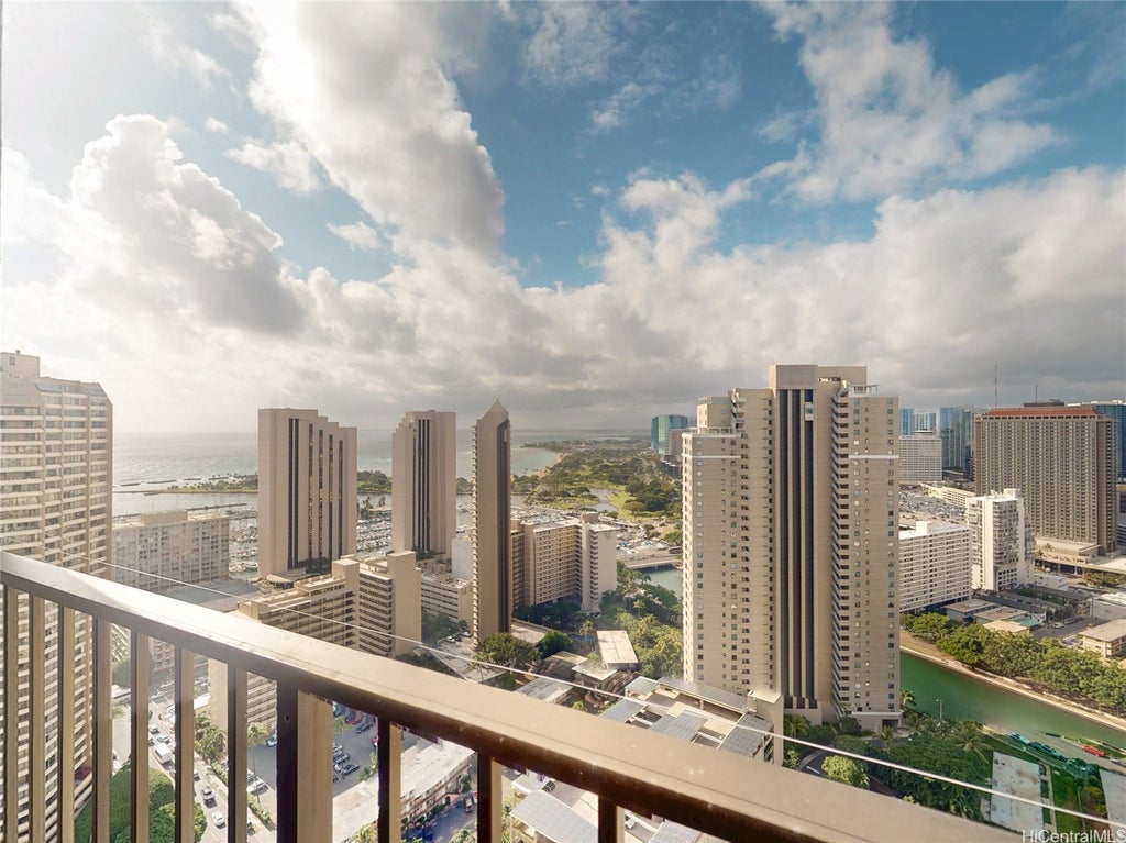 (unit #3814) 411 Hobron Lane, Honolulu