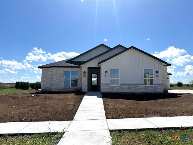 1614 Hunt Drive, Salado