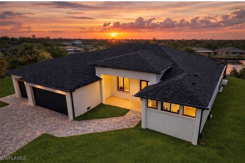 15048 Hennipen Cir E, PORT CHARLOTTE