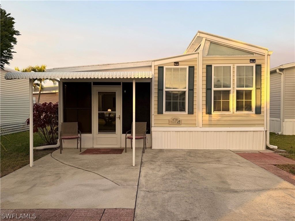 4710 Split Log Ln W, Estero